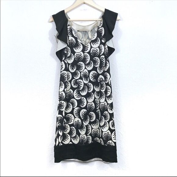 DVF Silk Print Jersey Dress Flutter Sleeve Shift‎ Sheath Black Ivory Size 6 New - Picture 7 of 9